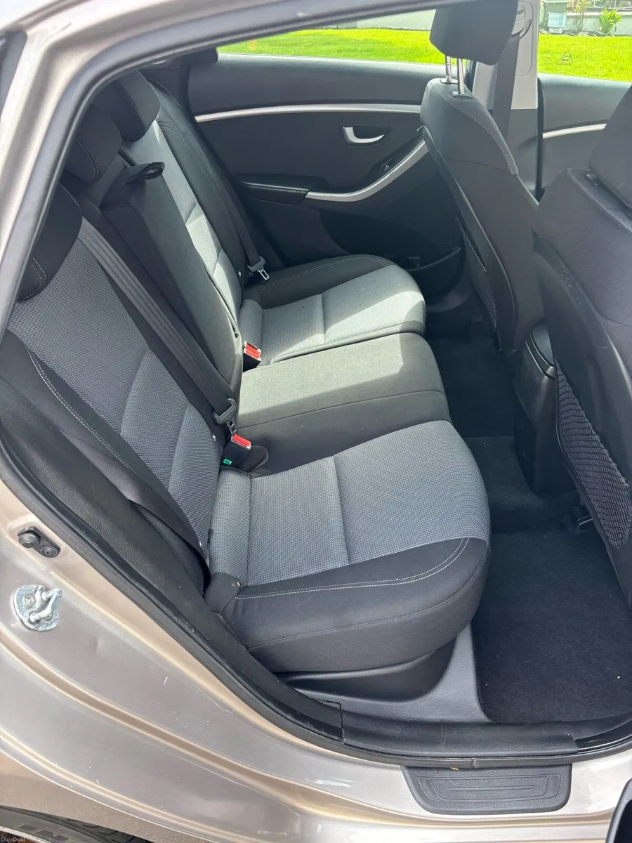 Hyundai i30 2016 Diesel - Image 6
