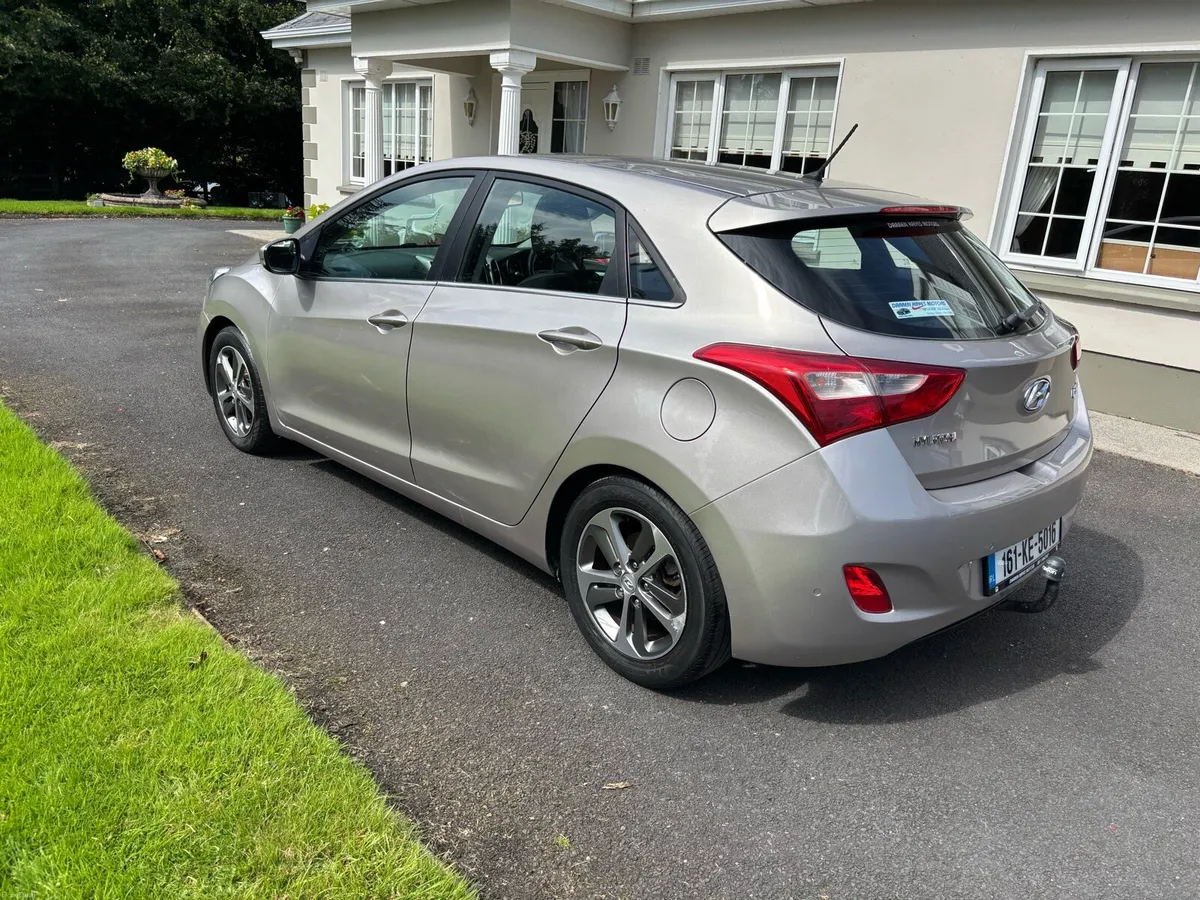 Hyundai i30 2016 Diesel - Image 3