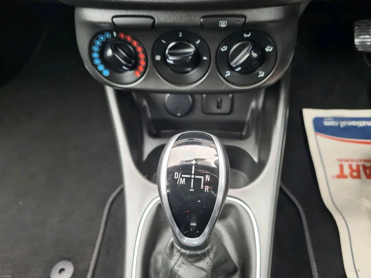 181 opel  corsa  1.4 Automatic - Image 4