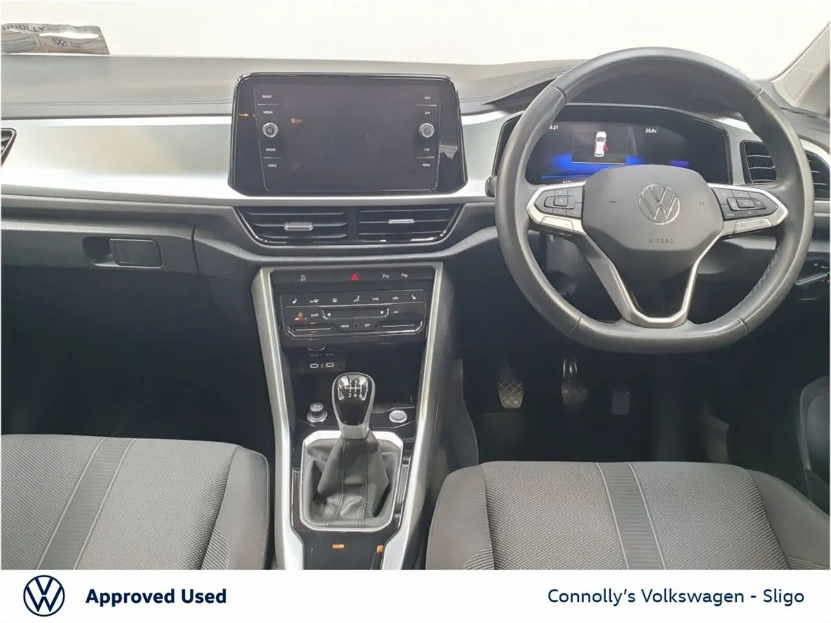 Volkswagen T-Roc EDITION 75 2.0TDI 116HP - Image 2