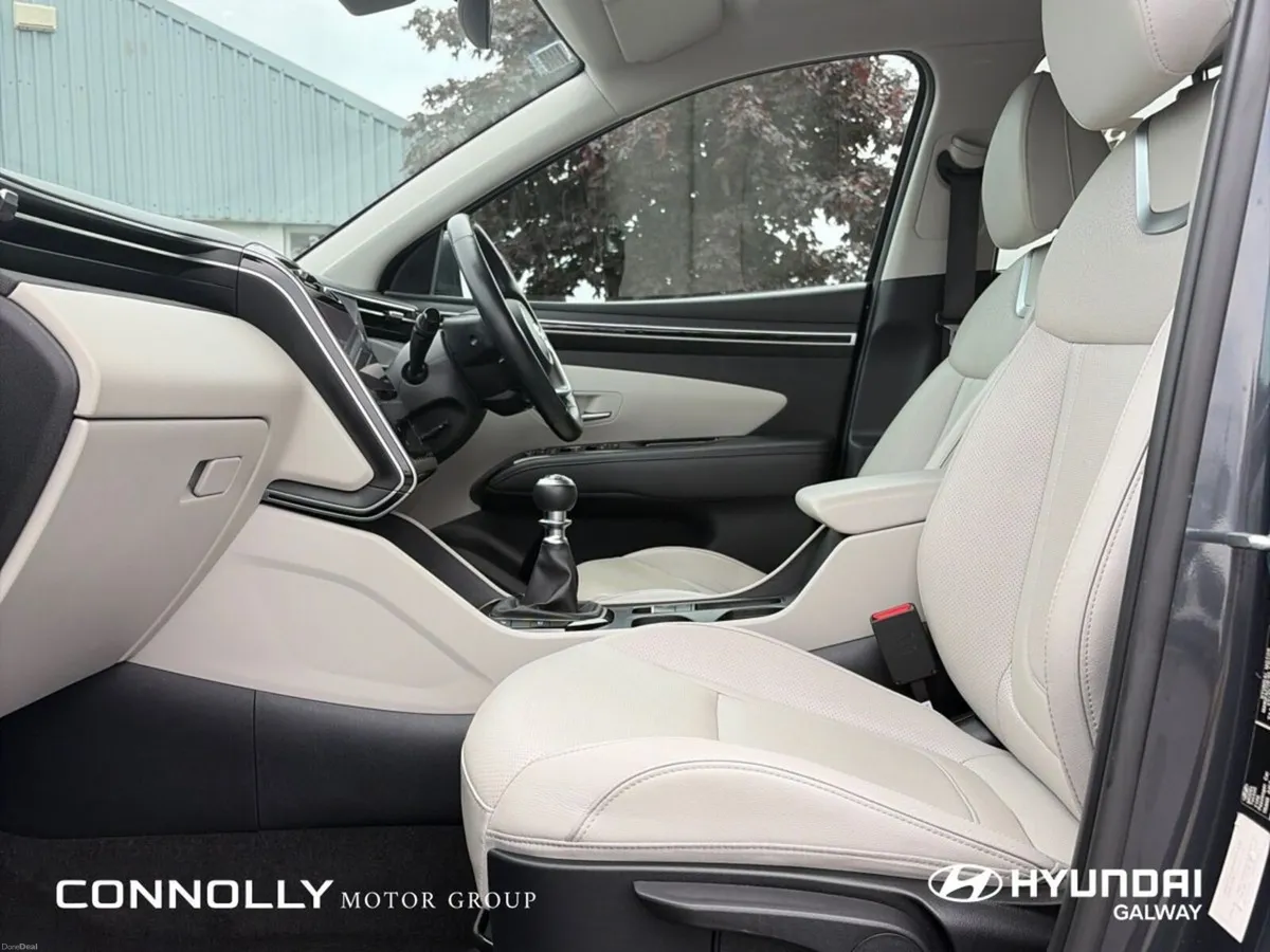 Hyundai Tucson 2WD Executive Plus - Image 5