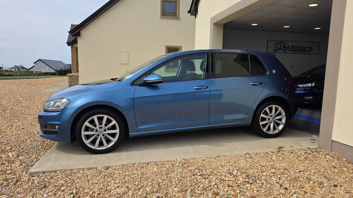 151 Volkswagen Golf  1.2 TSI Auto - 86k kms - Image 3