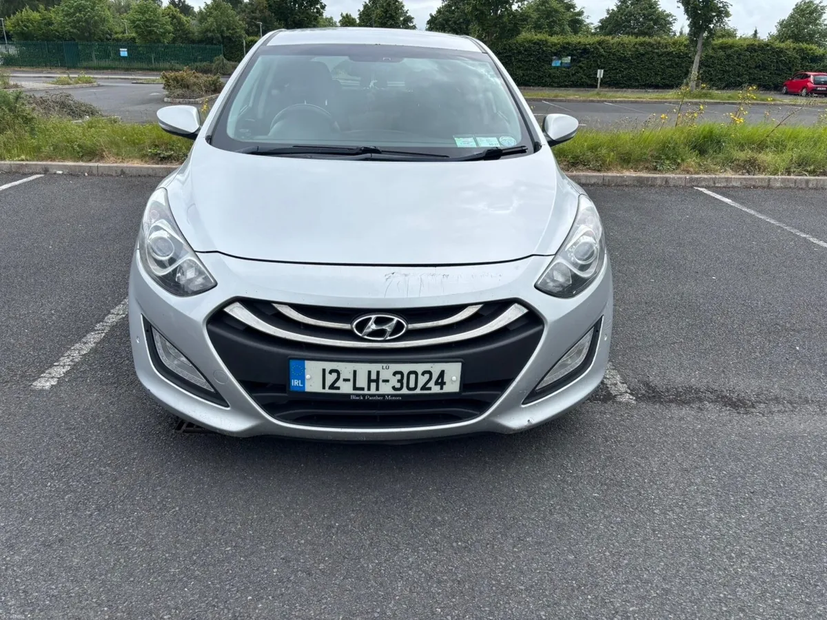 Hyundai i30 2012 1.6D - Image 1