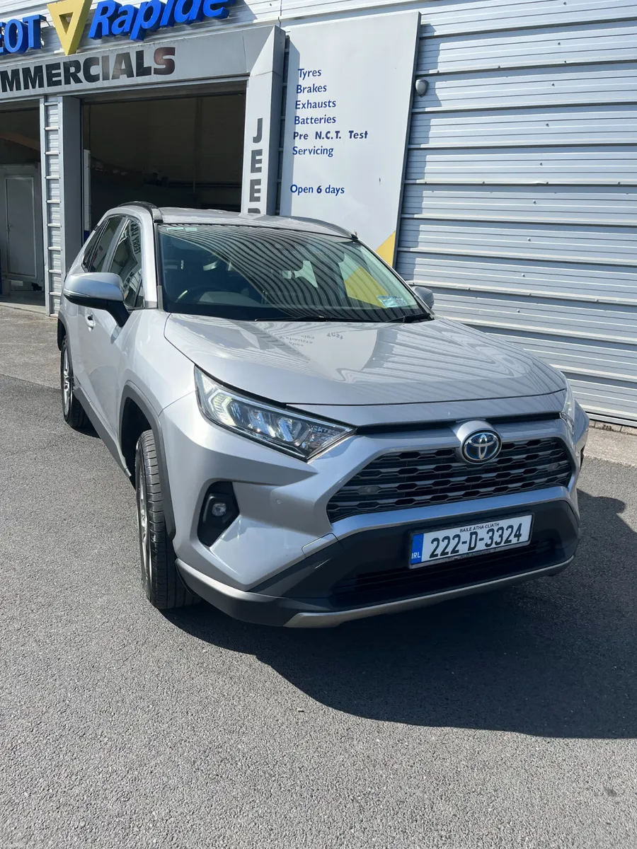Toyota RAV4 2022 Hybrid Auto - Image 3