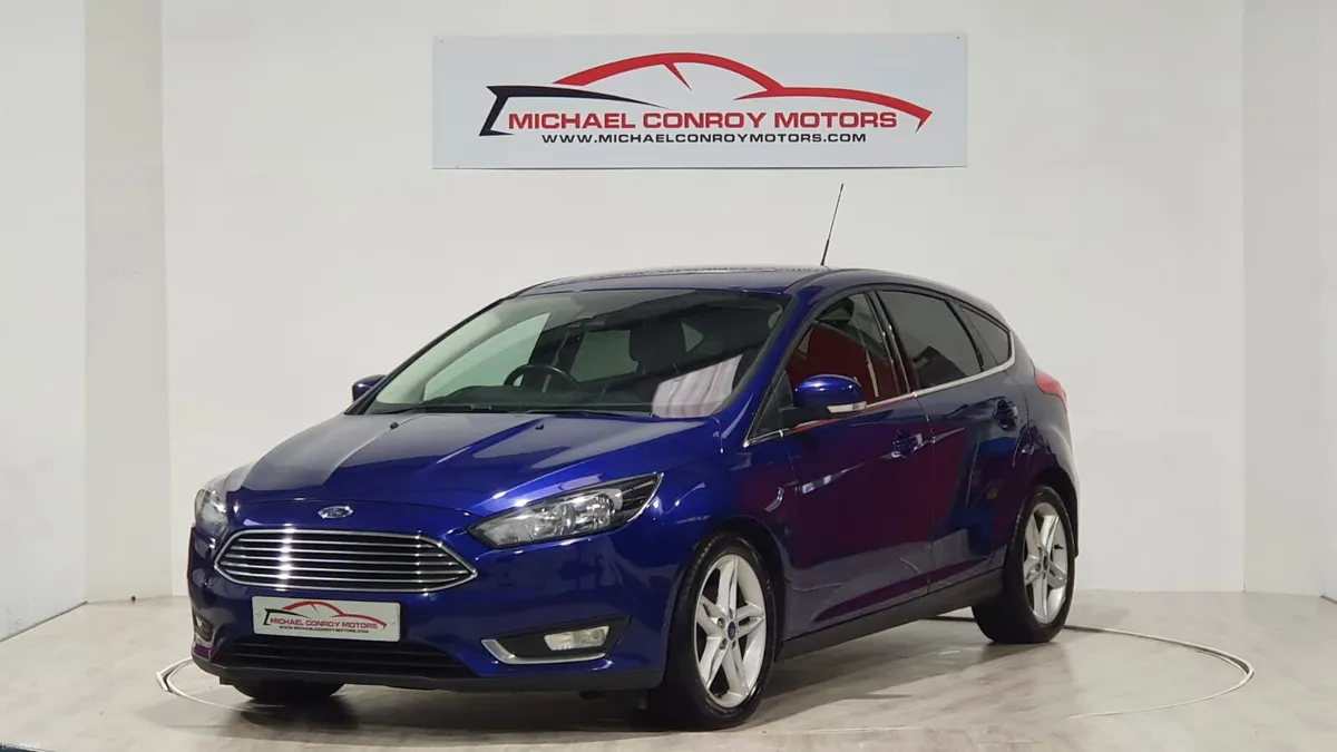Ford Focus ZETEC- FINANCE AVAILABLE - Image 2