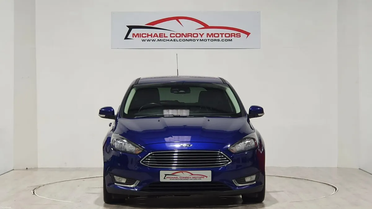 Ford Focus ZETEC- FINANCE AVAILABLE - Image 3