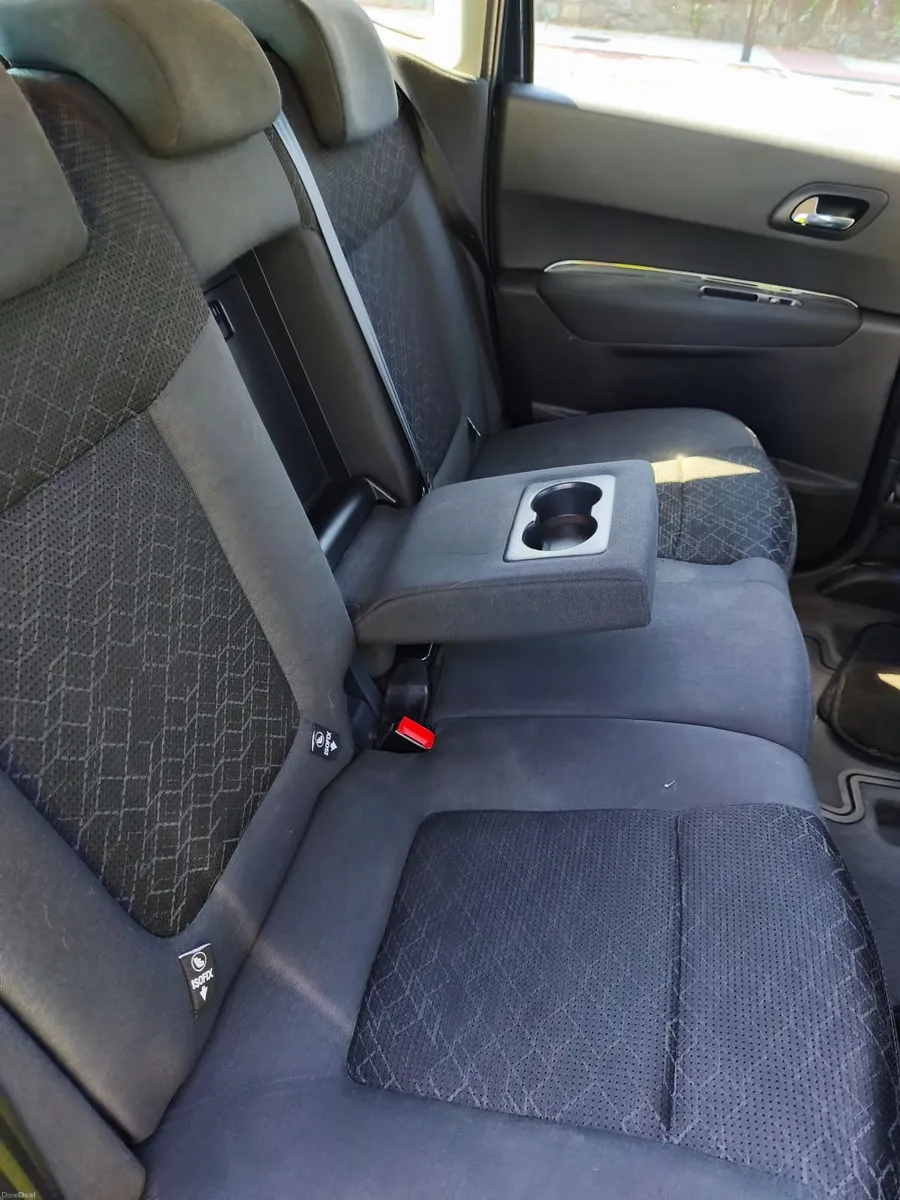 Peugeot 3008 2015 automat diesel - Image 6