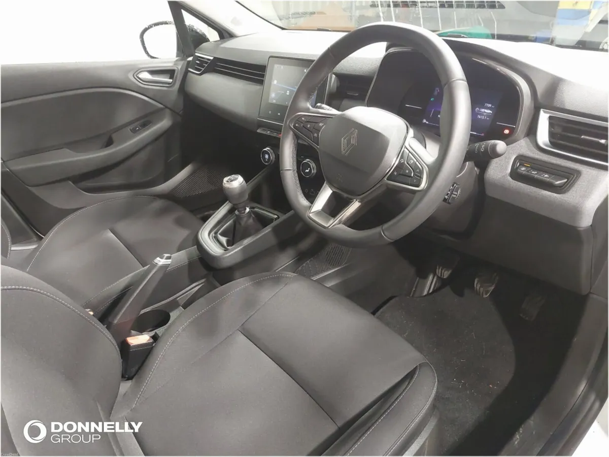 Renault Clio Hatchback Generation - Image 4