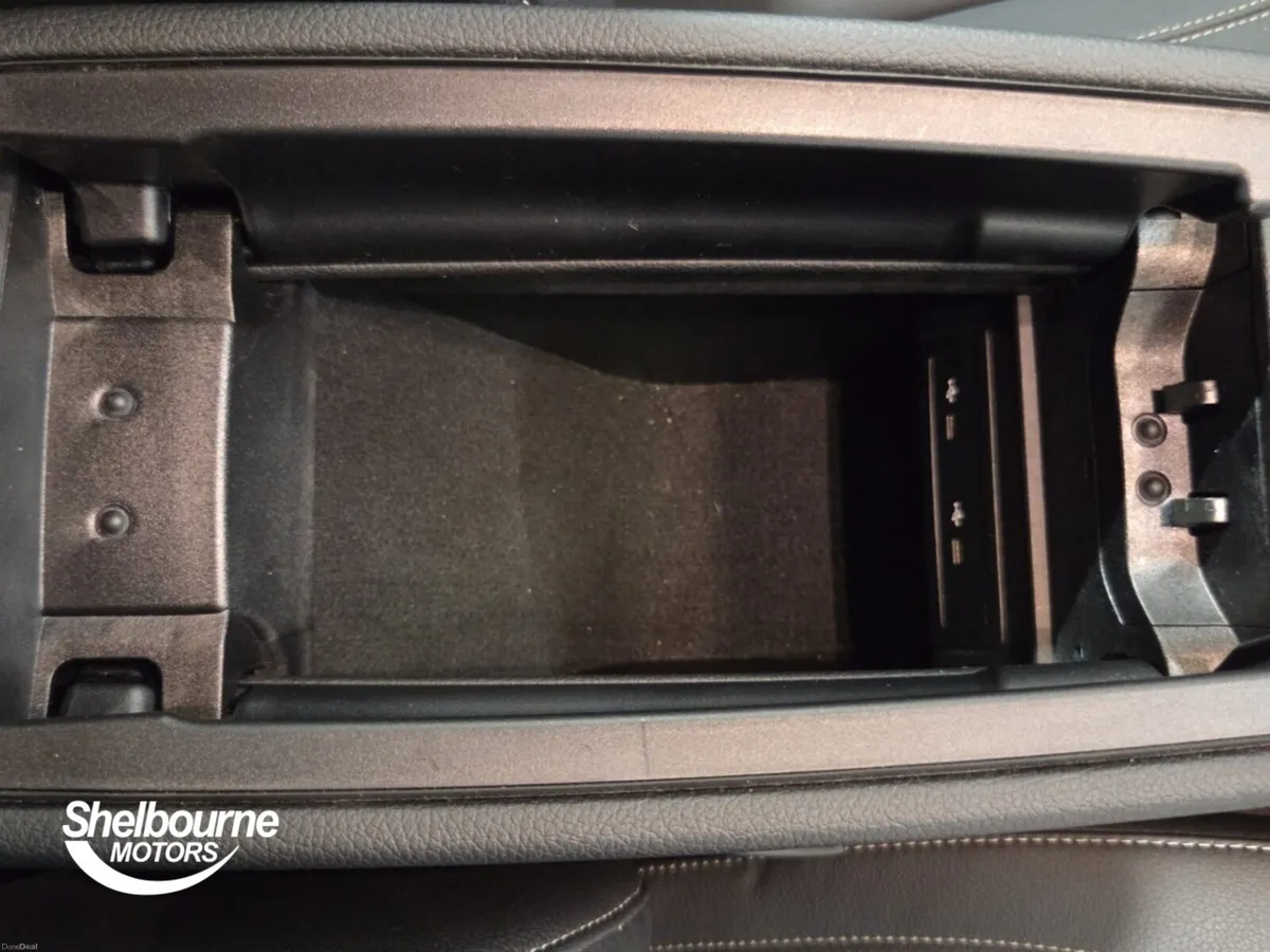 Mercedes-Benz CLA CLA 180 AMG LINE PREMIUM PLUS - Image 6