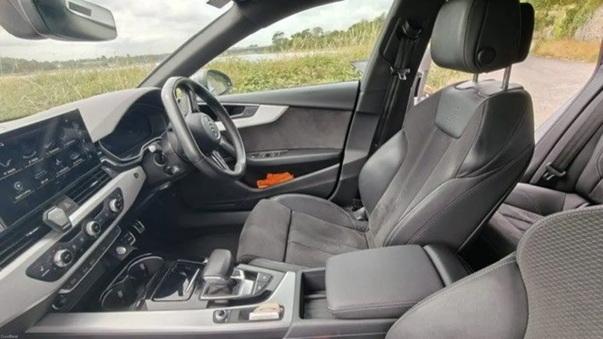 AUDI A5 Sportsback 40 TFSI  Full S Line Black Ed - Image 5