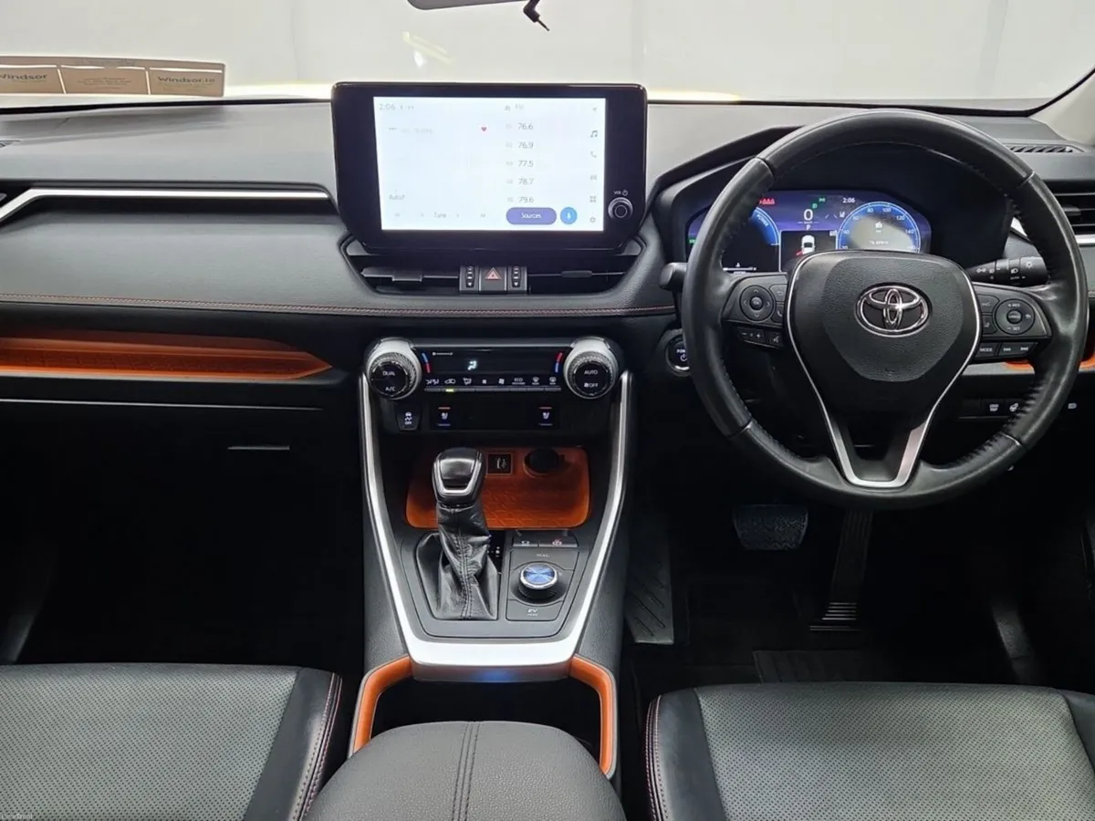 Toyota RAV4 2.5 Hybrid Adventure AWD (E-Four) - Image 3