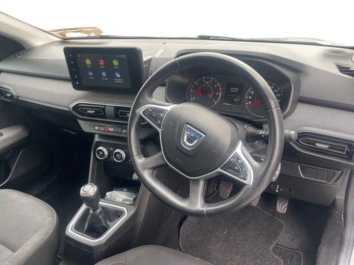 Dacia Jogger TCe 110 Comfort - Image 6