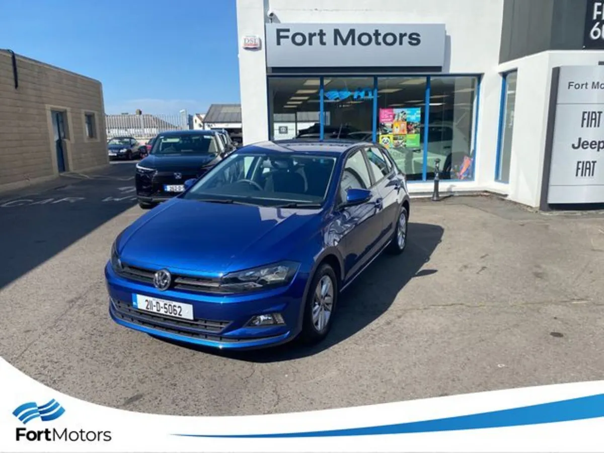 Volkswagen Polo TRENDLINE , 1.0 Petrol , Manual , - Image 2