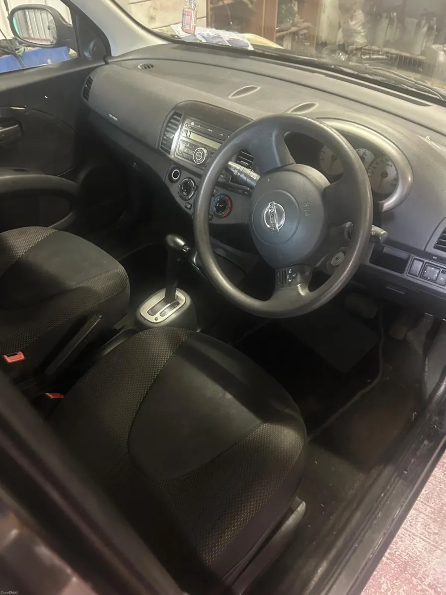 Car - Image 4