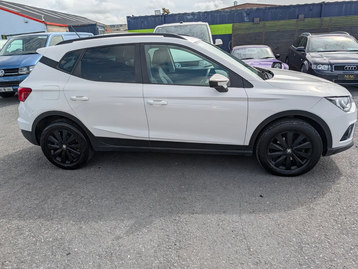 SEAT Arona 1.0L tsi SE - Image 6