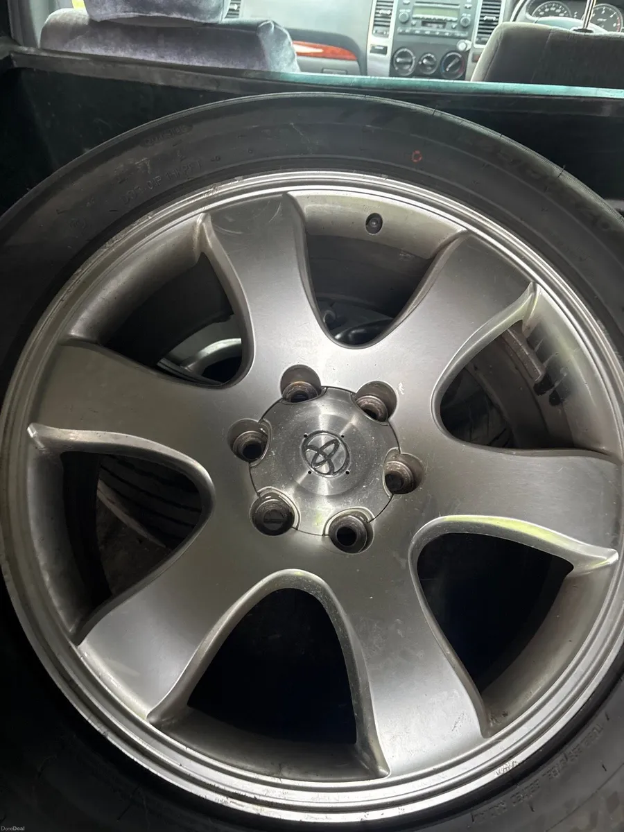Toyota Landcruiser 20 inch alloys and good tyres - Image 3