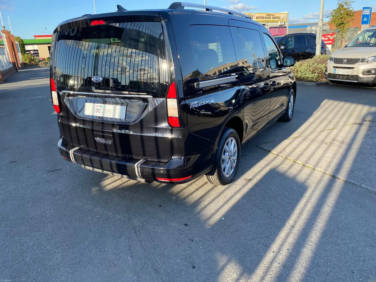 Wheelchair Accessible Ford Connect 5 Seats+WC Auto - Image 4