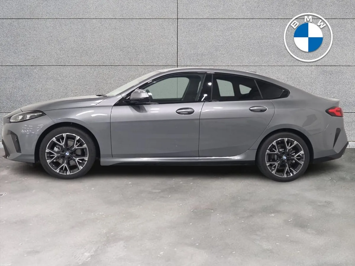 BMW 2-Series 220 - Image 3