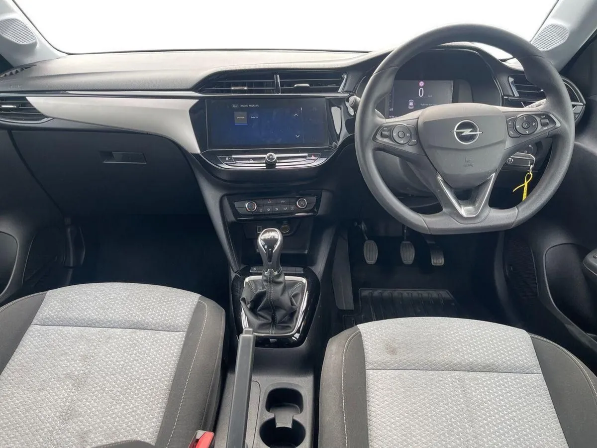Opel Corsa Elegance 1.2i (75PS) S/S 5 Speed - Image 2