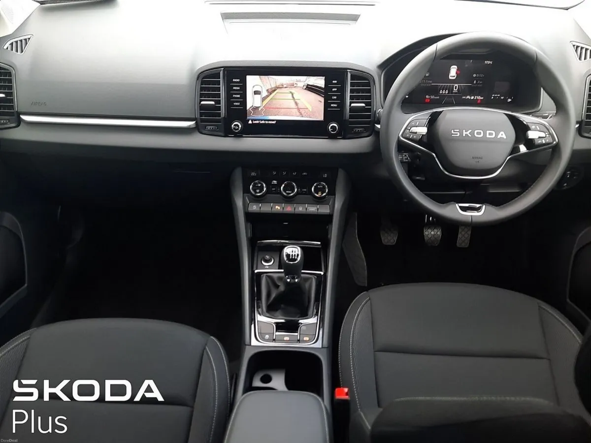 Skoda Karoq **LIKE NEW**SELECTION 2.0TDI 115HP** - Image 2
