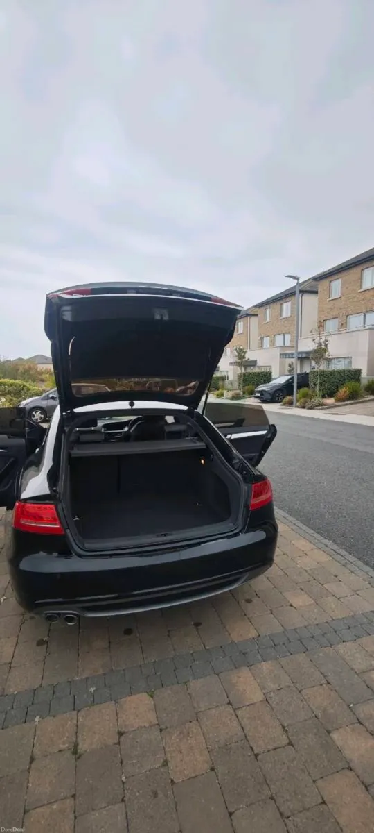 Car - Image 5