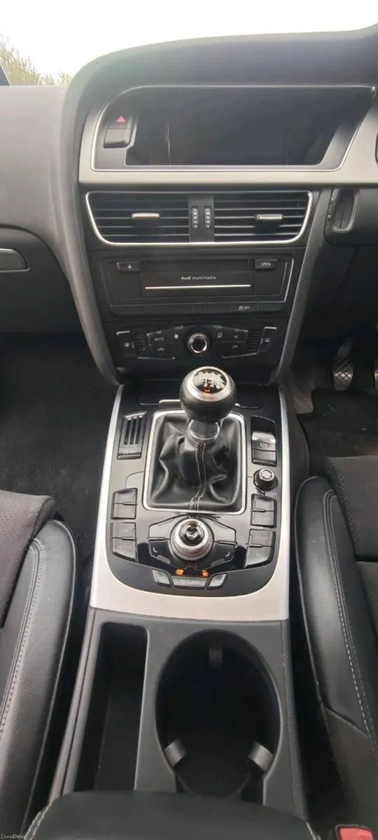 Car - Image 6