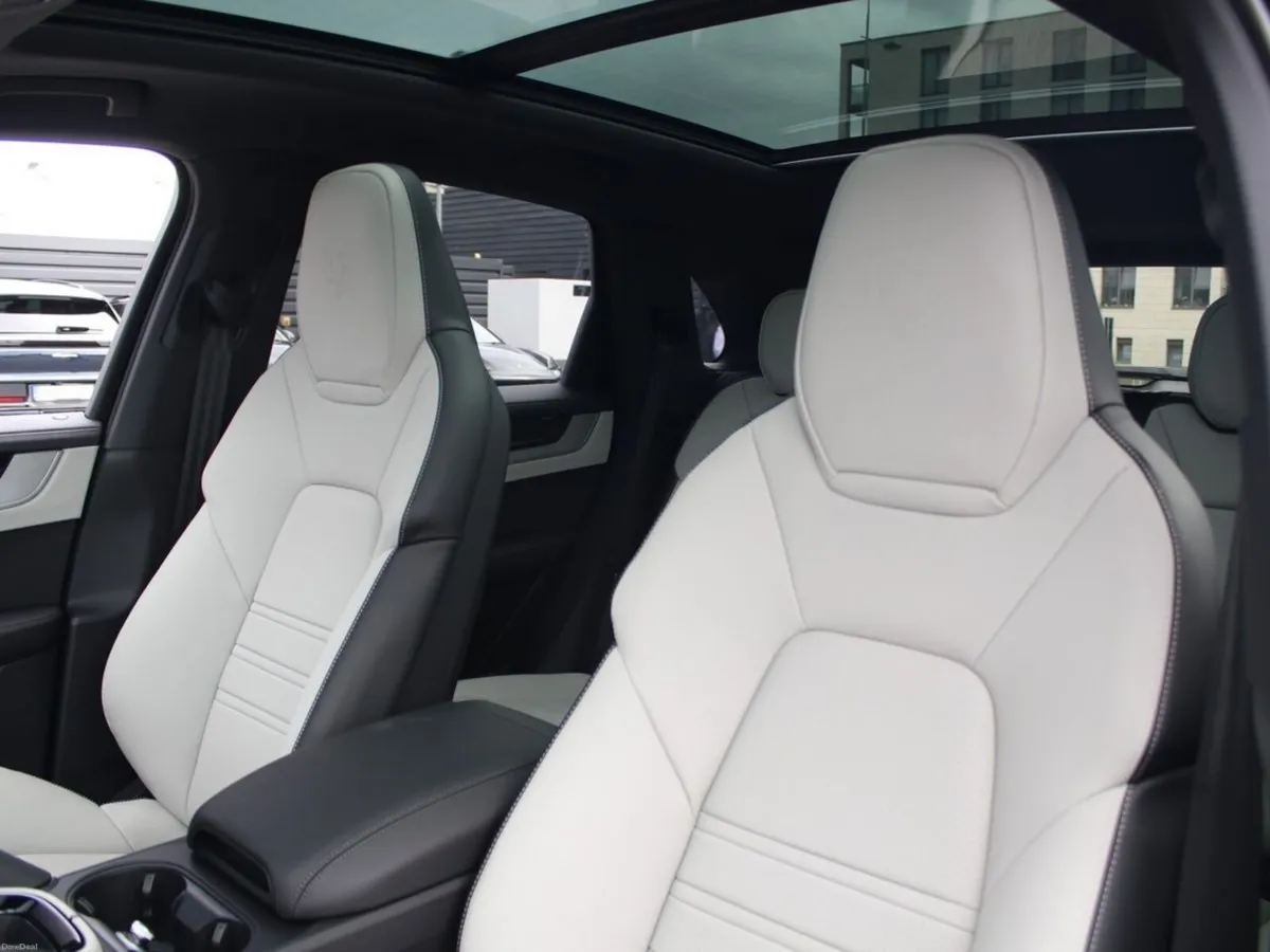 Porsche Cayenne S E-Hybrid - Image 5