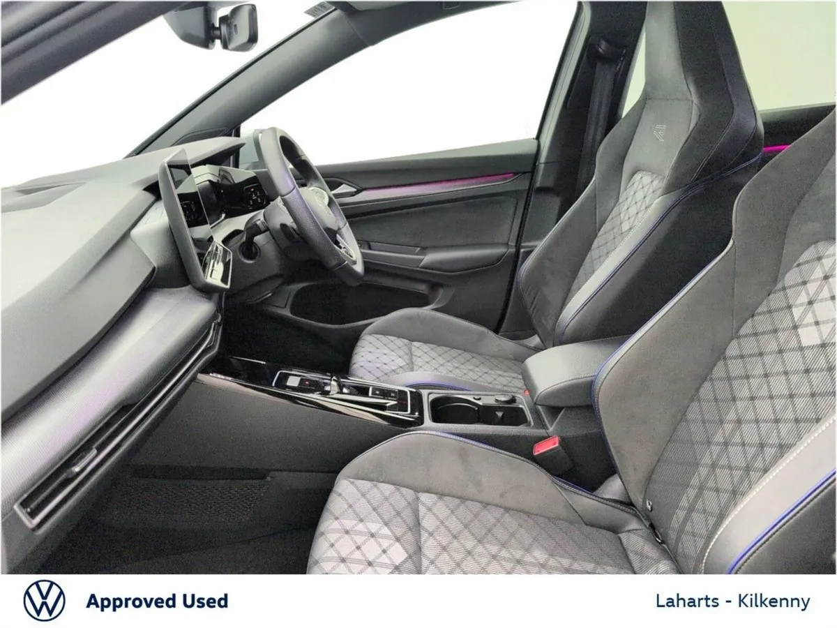 Volkswagen Golf R-LINE 2.0TDI 5DR 150HP DSG *KEYLE - Image 4