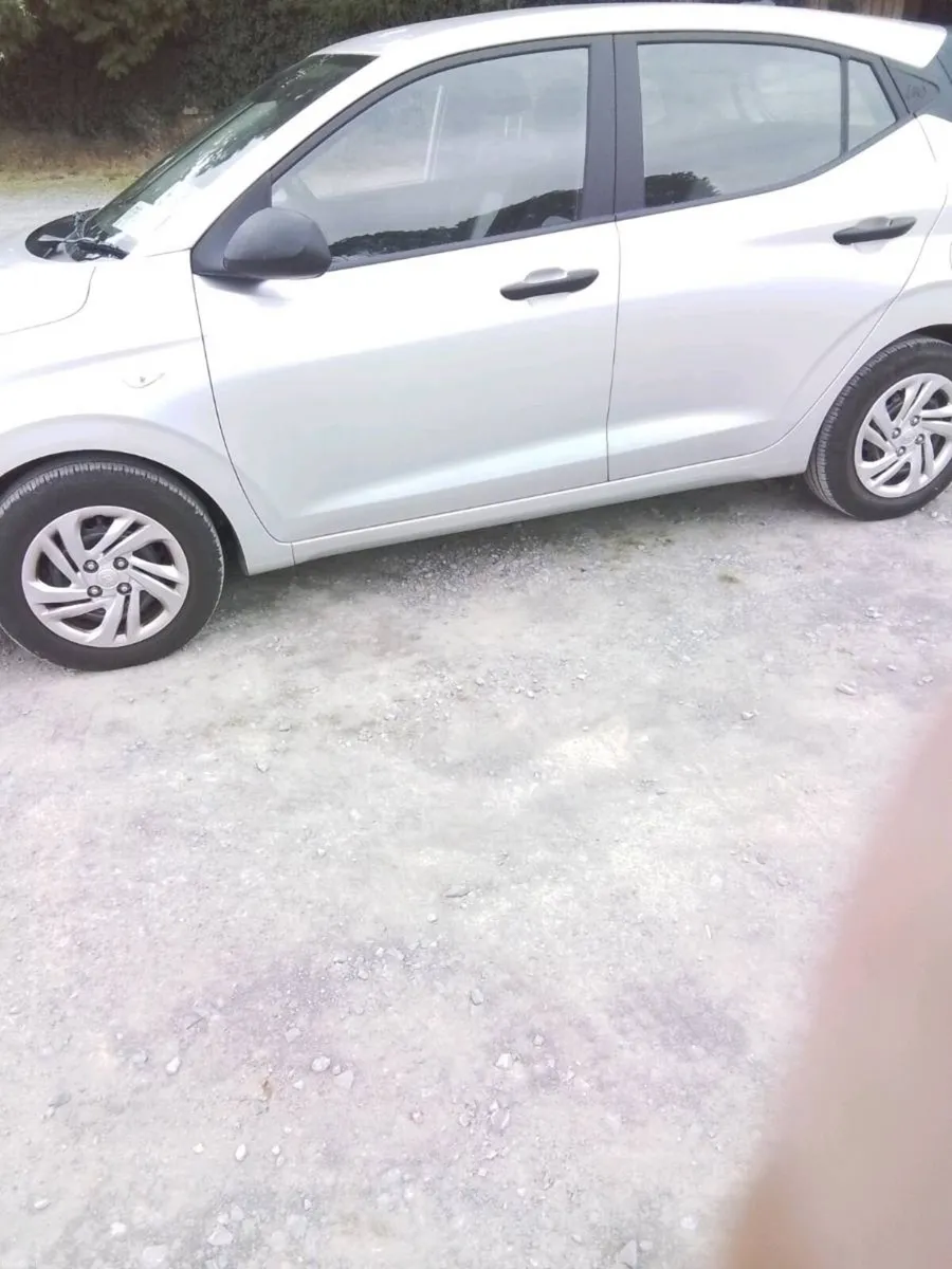 Motorcar - Image 2