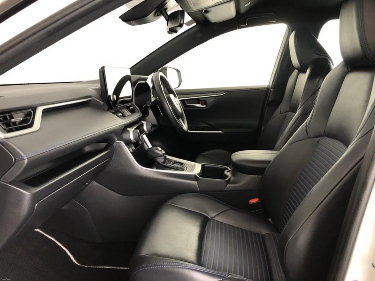 Toyota RAV4 RAV4 HYBRID SPORT - Image 6
