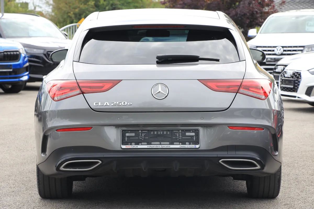 Mercedes CLA 250e AMG Premium Line - Image 4