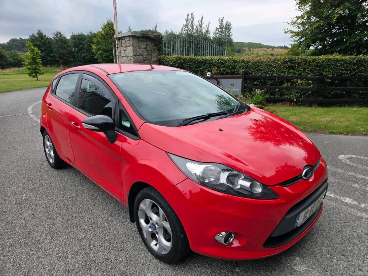 2012 FORD FIESTA - Image 1