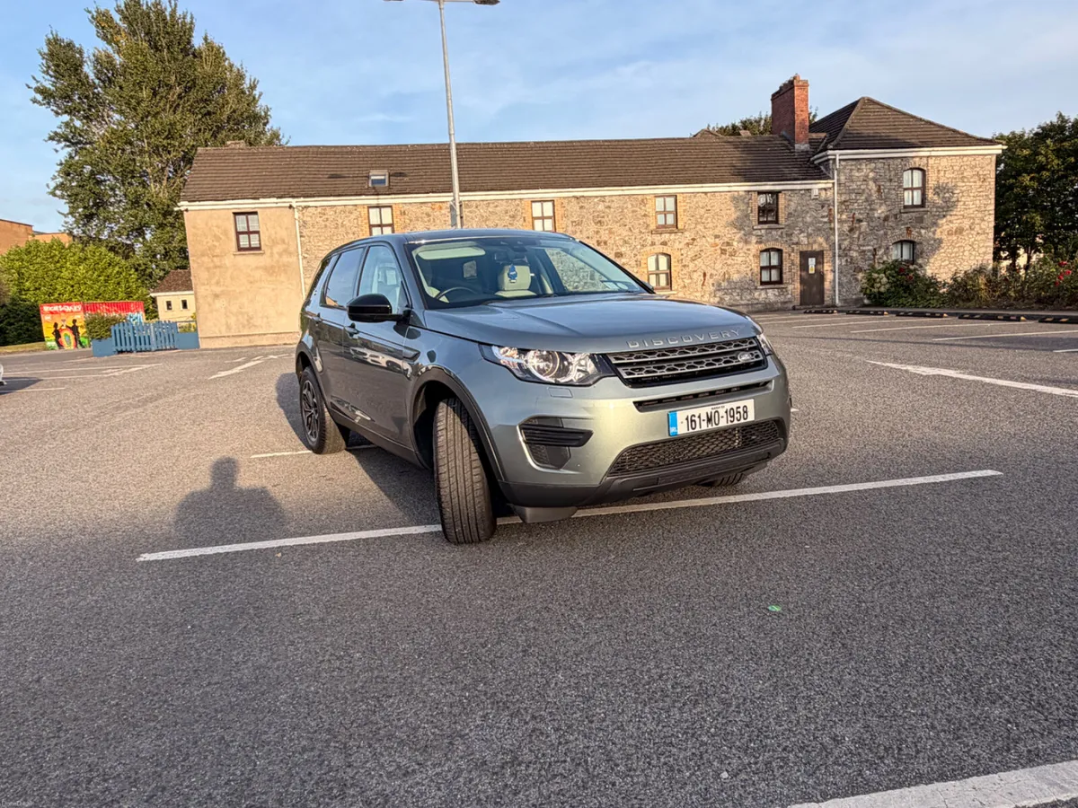 2016 Land Rover Discovery Sport 2.0D - Image 2