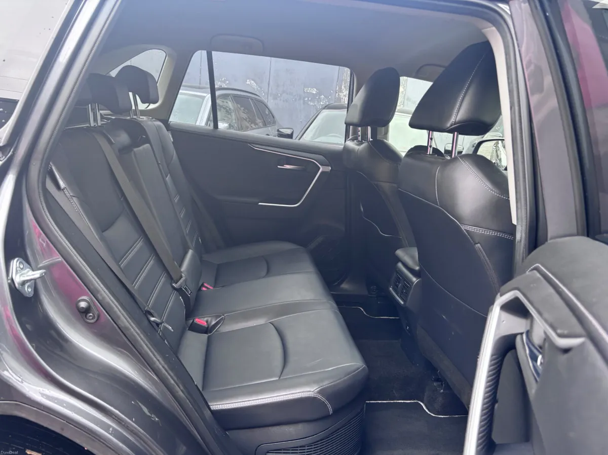 2021 TOYOTA RAV 4 RAV4 HYBRID SOL 4DR AUTO - Image 5