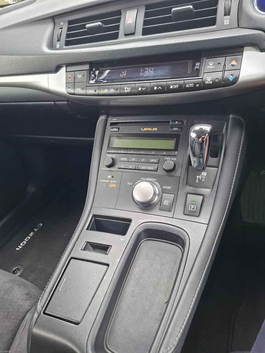 Lexus CT 2012 - Image 5