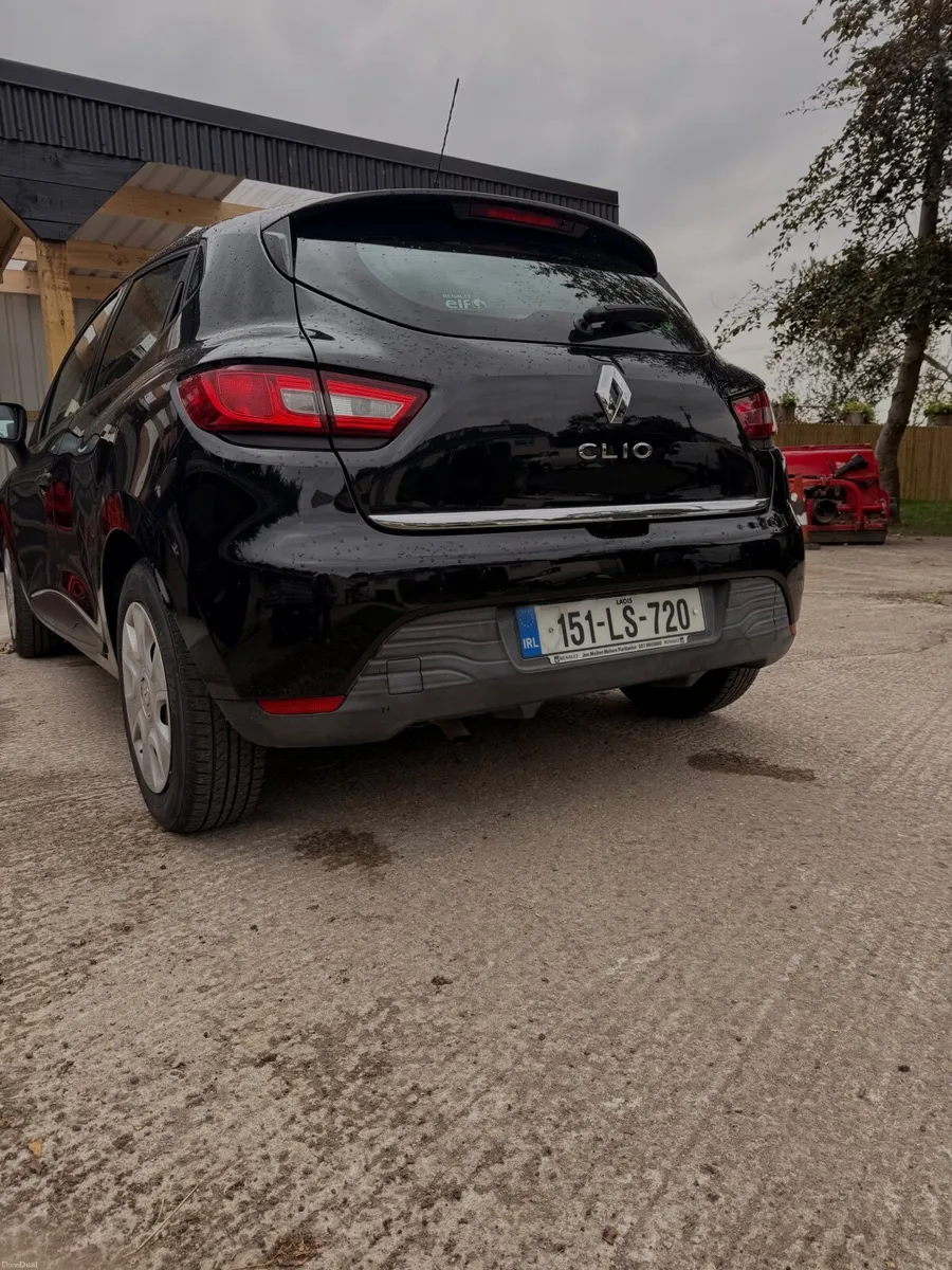 Renault Clio 2015 - Image 1