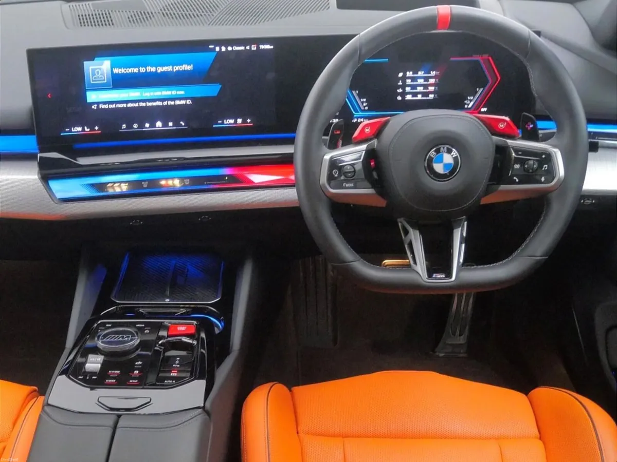 BMW M5 Saloon - Image 5