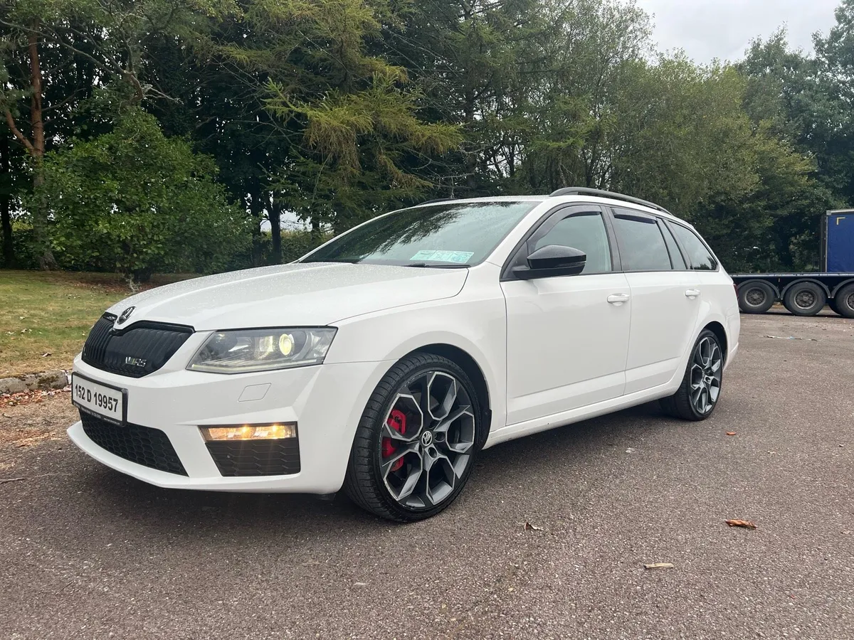 Skoda Octavia VRS challenge estate - Image 1