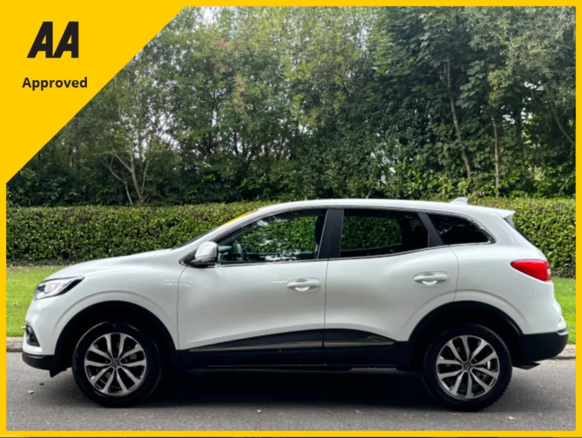 Renault Kadjar 1.3 TCE ICONIC 2021 *LOW KLMS* - Image 6