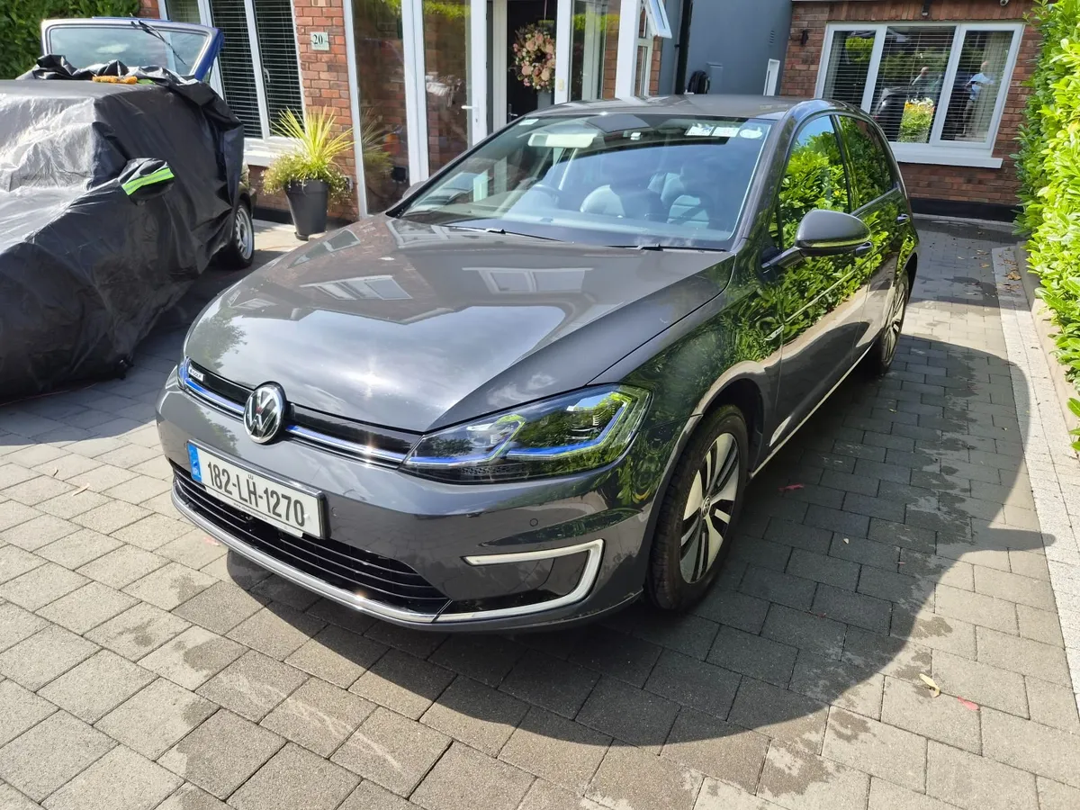 Volkswagen Golf  E 2018 Automatic 134bhp - Image 2