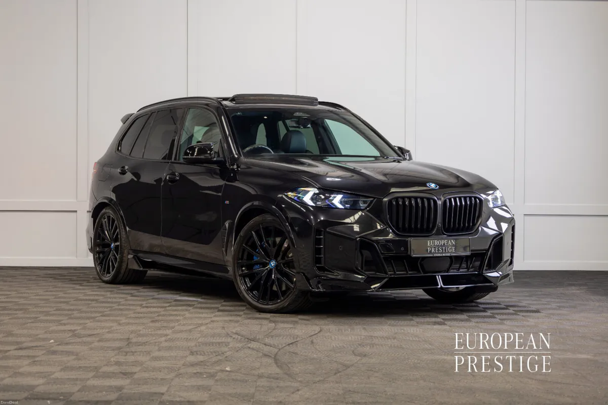 2025 BMW X5 X-Drive 50e M-Sport *Pan Roof - Image 1