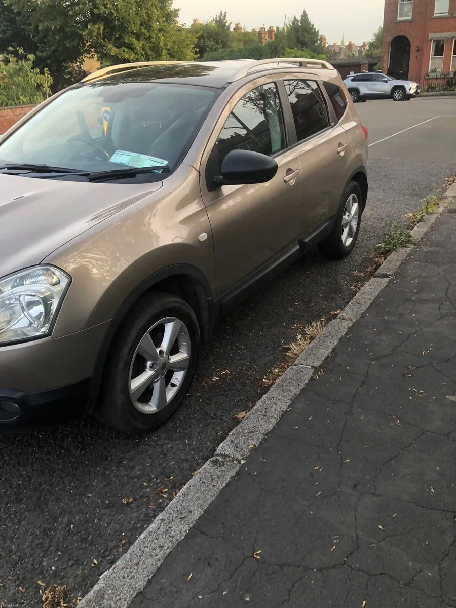 Qashqai +2 petrol 2011 7 seater  new nct 07/27 - Image 3
