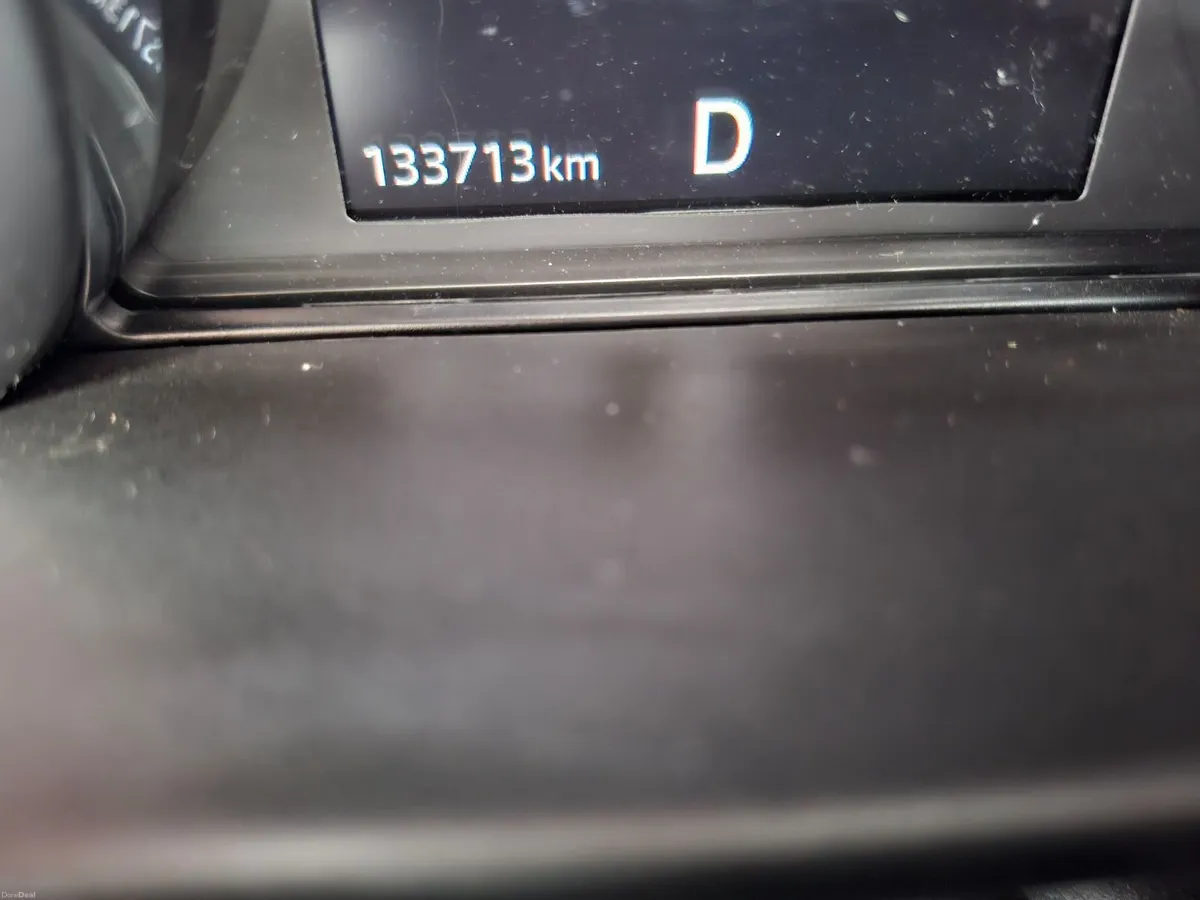 Jaguar XF 2017 - Image 2