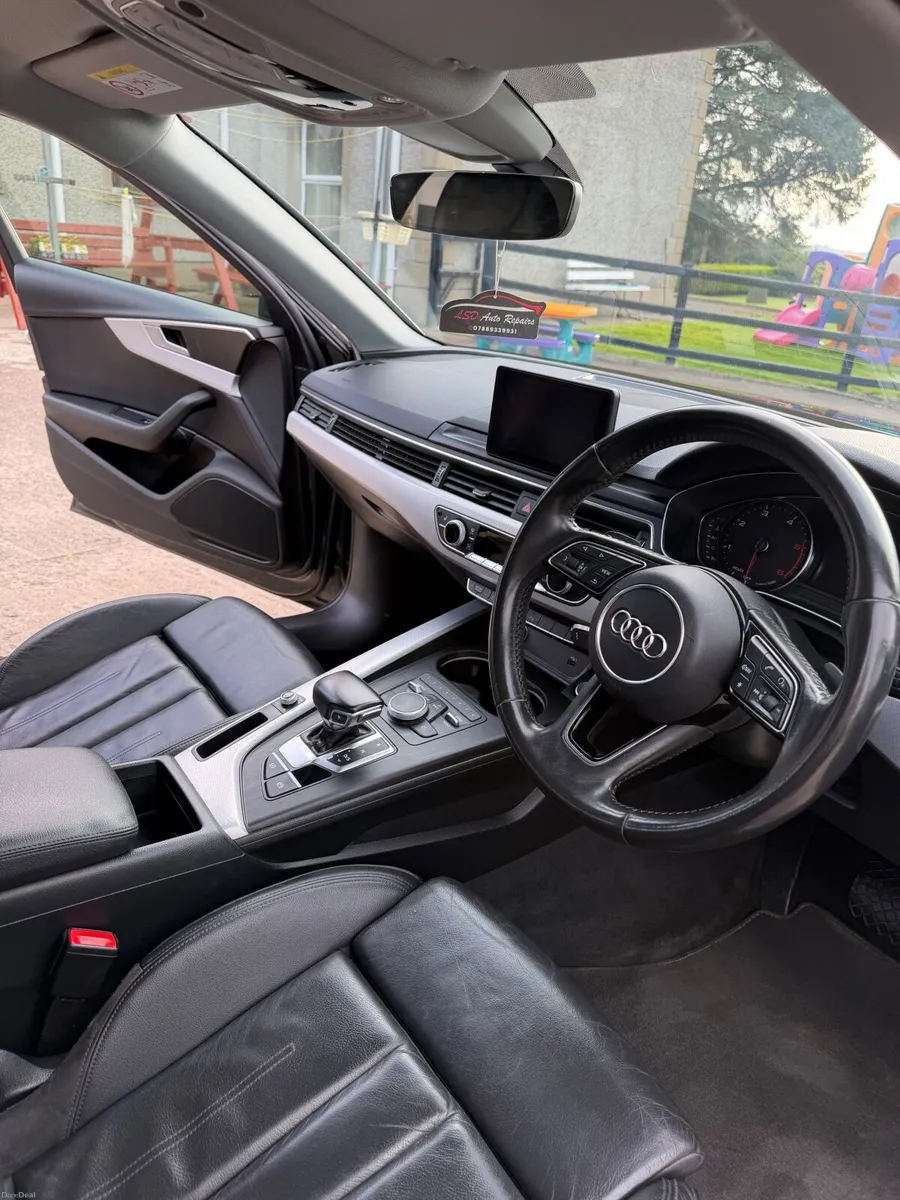 Audi A4 2018 - Image 2