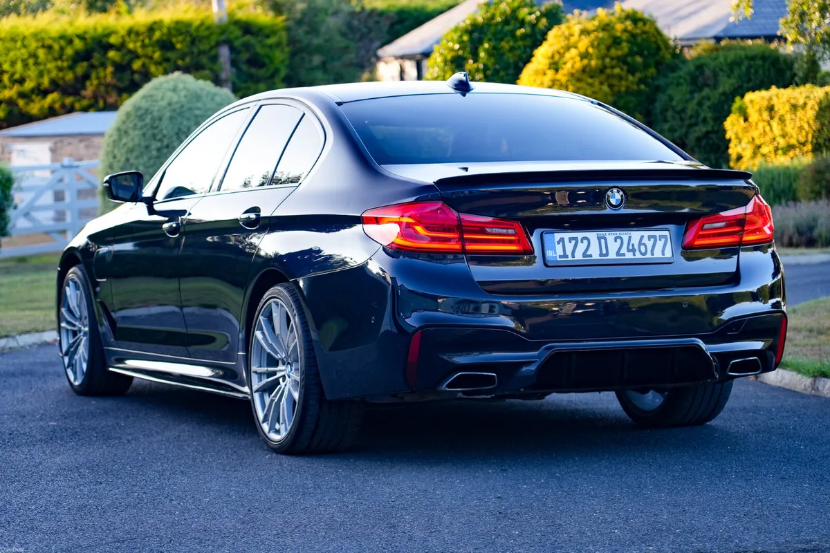 2017 BMW 530E Msport PHEV *Upgraded Hybrid Battery - Image 3
