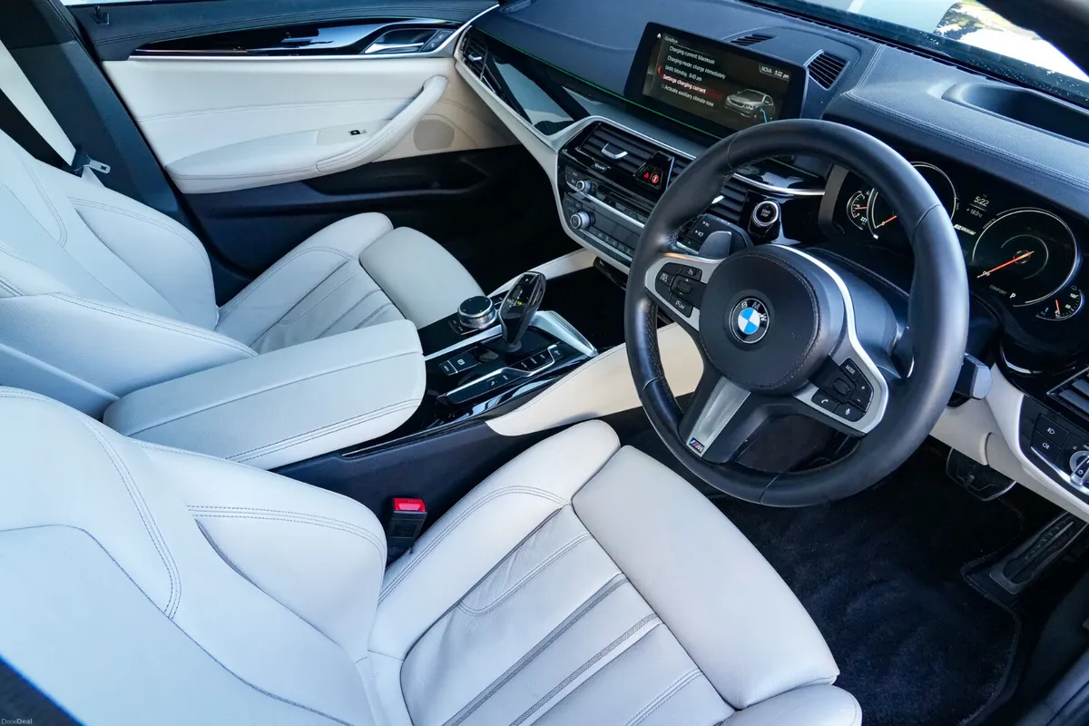 2017 BMW 530E Msport PHEV *Upgraded Hybrid Battery - Image 2