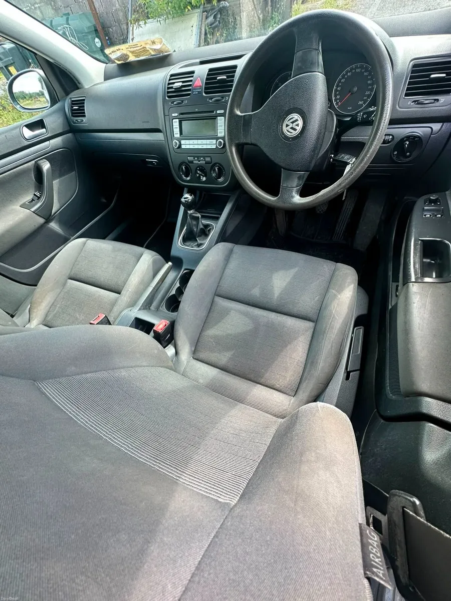 Volkswagen Golf 2008 - Image 2
