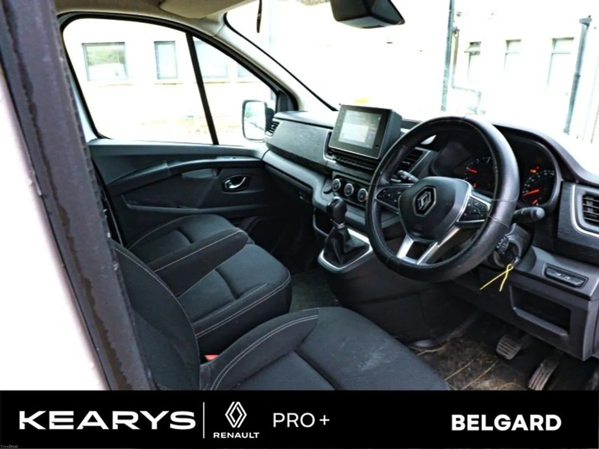 Renault Trafic TRAFIC LL30 BLUE DCI 170 AUTO - Image 6