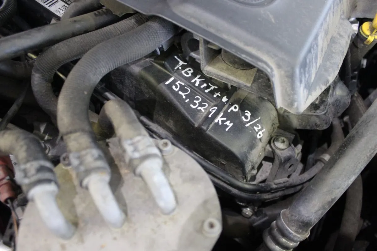 Volkswagen Golf 1.6 TDI 115HP Comfortline - TENDER - Image 6