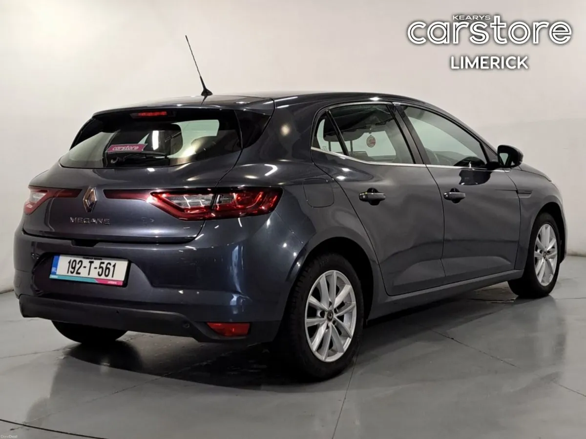 Renault Megane 1.3TCe 140 GPF PLAY - Image 3